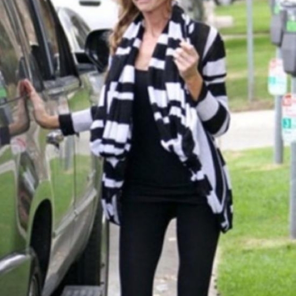 Alice + OLIVIA Black white Striped  drape wrap around black sweater sz Midium - Picture 3 of 16